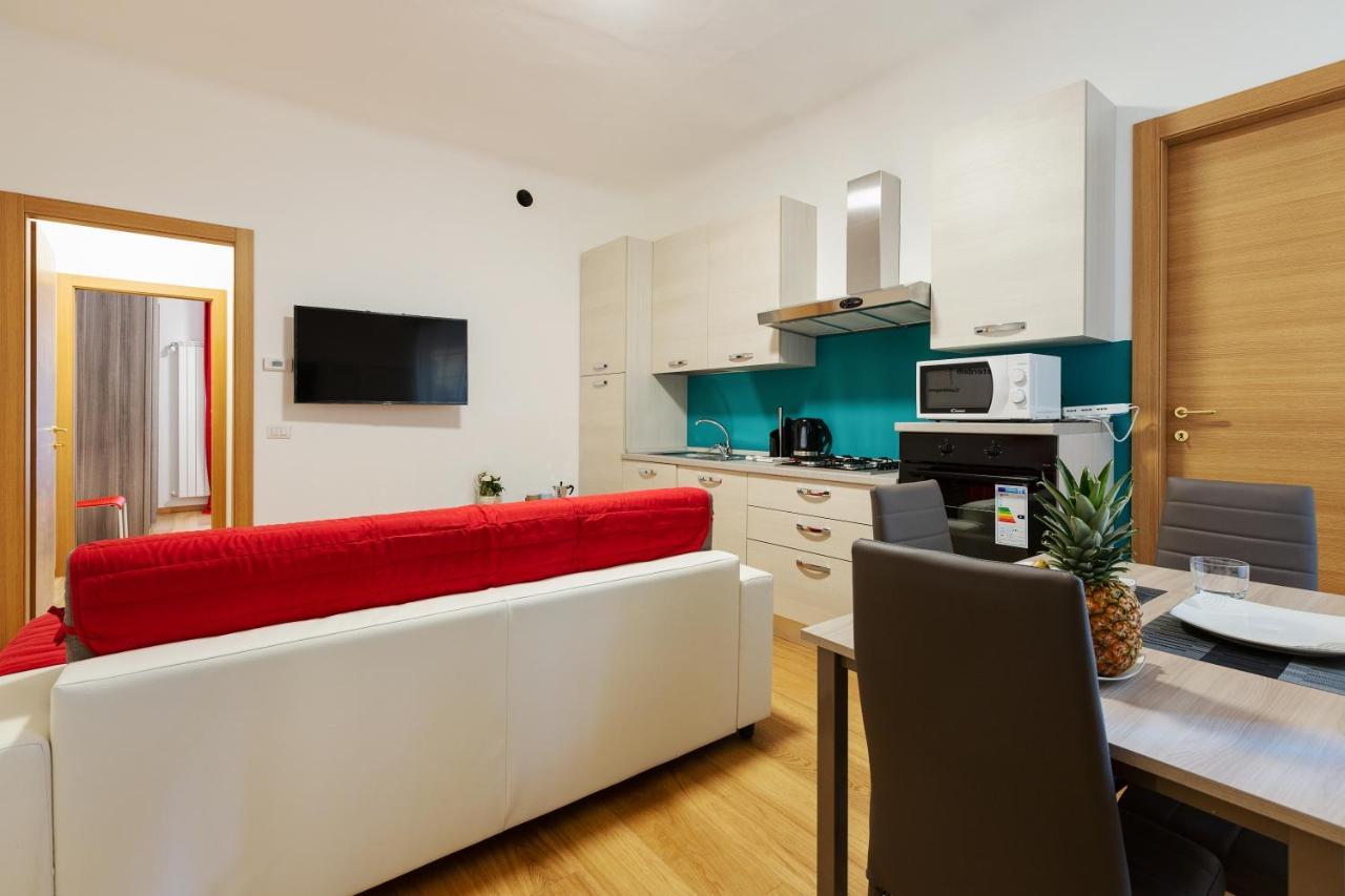 شقة Buenos Aires & Lima Cosy Flat ميلان المظهر الخارجي الصورة